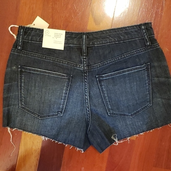 UNIVERSAL Thread High Rise Shortie Shorts Cut Offs - Picture 2 of 8